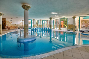 Lugas Hotel